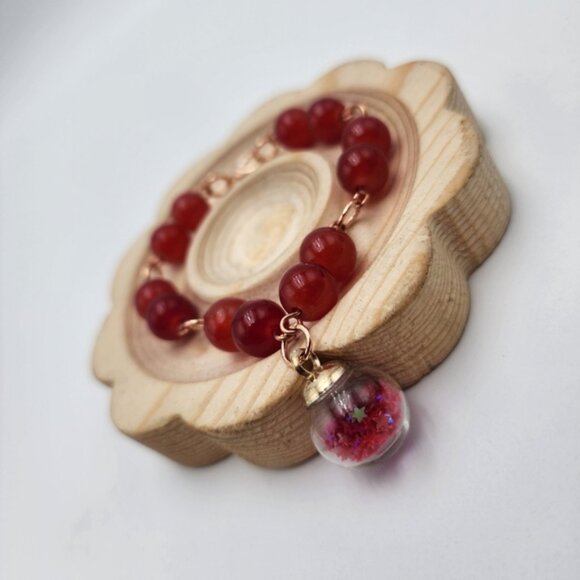 Handmade Elegant Red Beaded Bracelet with Charm - Picture 3 of 4